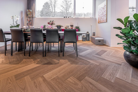 Fischgrät Eiche Monastrell Waid Living Zürich 2