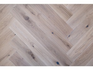 Parquet en chevrons chêne Alba huilé 1080 x 148 ..