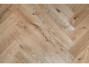 Parquet en chevrons chêne Cortello pré-huilé 1080 x 148 x 14 mm